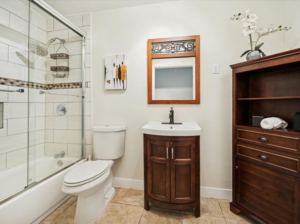 5830 Ludington Drive, Houston TX 77035