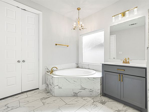 949 Cortez Creek Drive, Conroe TX 77304