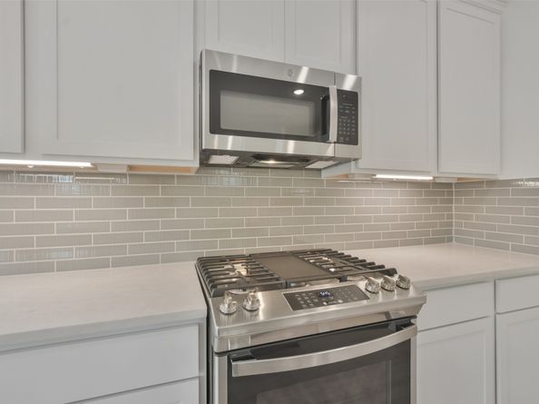 21445 Kings Guild Lane, Kingwood TX 77339