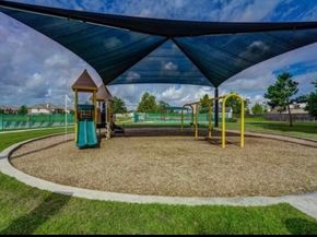 21445 Kings Guild Lane, Kingwood TX 77339