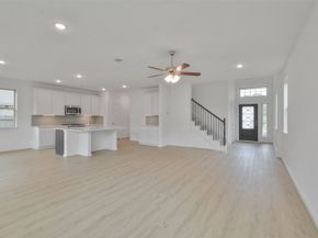 21445 Kings Guild Lane, Kingwood TX 77339