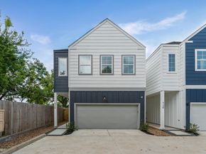 412 Neyland Street E, Houston TX 77022