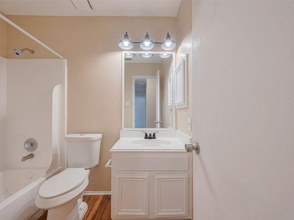 15827 Beechnut Street, Houston TX 77083