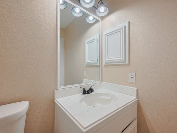 15827 Beechnut Street, Houston TX 77083