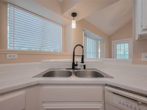 15827 Beechnut Street, Houston TX 77083