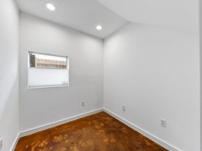 2614 Chenevert Street, Houston TX 77004