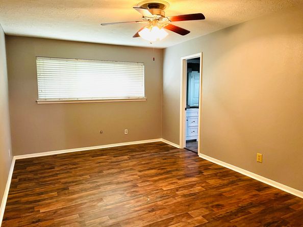 14515 Duncannon Drive, Houston TX 77015