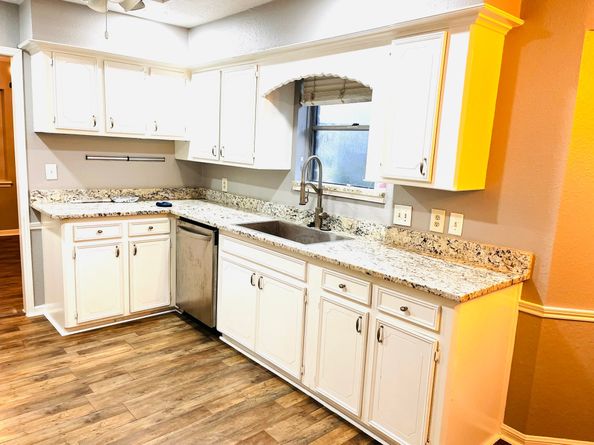 14515 Duncannon Drive, Houston TX 77015