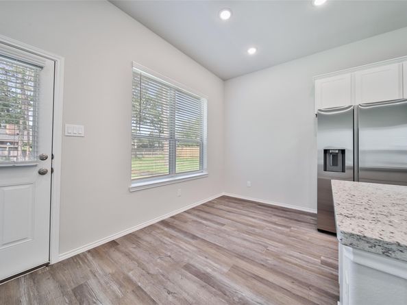 1410 Glenoaks Drive, Conroe TX 77385