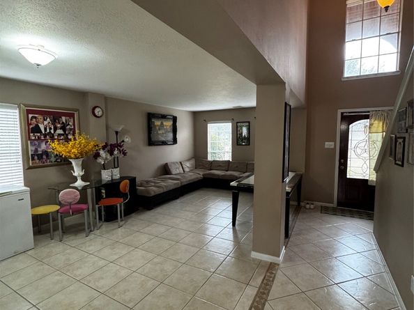 16102 Flatridge Court, Houston TX 77083