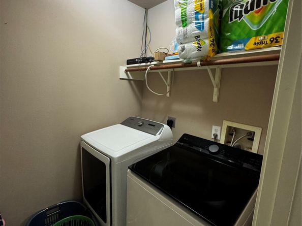 16102 Flatridge Court, Houston TX 77083