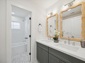 6155 Ella Lee Lane, Houston TX 77057