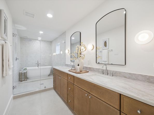 6155 Ella Lee Lane, Houston TX 77057