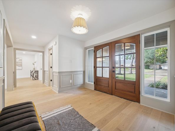 6155 Ella Lee Lane, Houston TX 77057