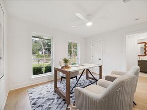 6155 Ella Lee Lane, Houston TX 77057