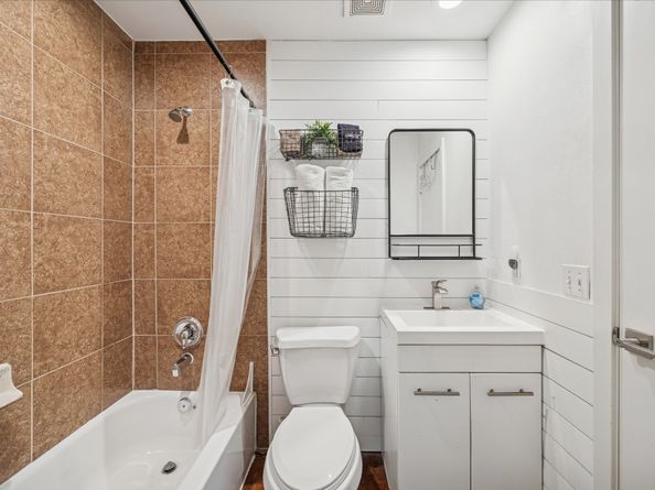 6943 Ardmore Street, Houston TX 77054