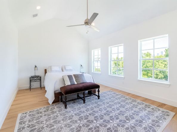 802 Cage Street, Houston TX 77020