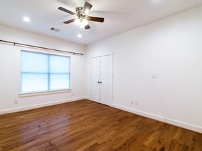 4734 Bell Street, Houston TX 77023