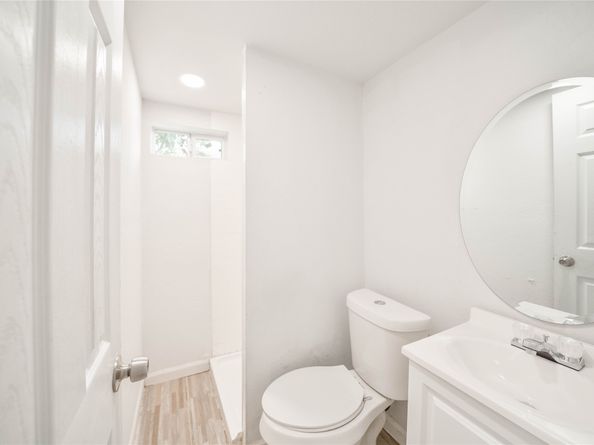 5101 Crane Street, Houston TX 77026