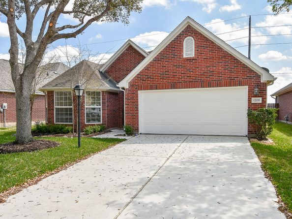 12335 Shadowvista Drive, Houston TX 77082