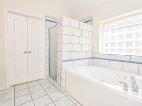 12335 Shadowvista Drive, Houston TX 77082