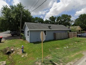 1202 Manor St, Houston TX 77015