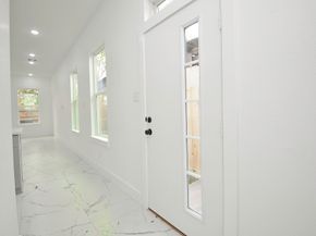 9312 Waller Street, Houston TX 77012