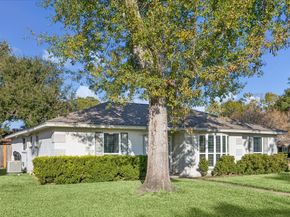 11302 Brook Meadows Lane, Meadows Place TX 77477