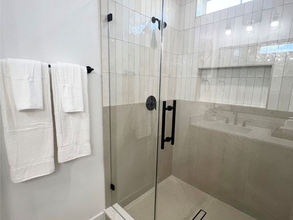 744 Curtin Street, Houston TX 77018