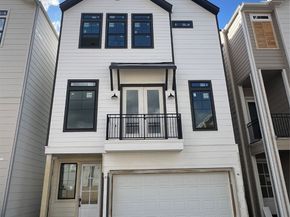 744 Curtin Street, Houston TX 77018