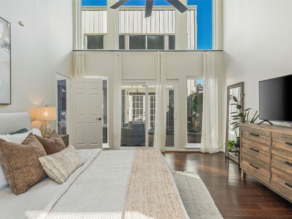 10218 Burgoyne Road, Houston TX 77042