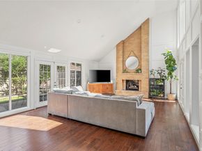 10218 Burgoyne Road, Houston TX 77042