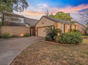 10218 Burgoyne Road, Houston TX 77042