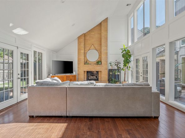 10218 Burgoyne Road, Houston TX 77042