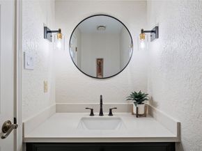 10218 Burgoyne Road, Houston TX 77042