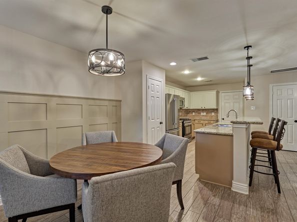 30 Musgrove Place, The Woodlands TX 77382