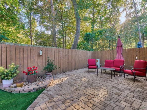 30 Musgrove Place, The Woodlands TX 77382