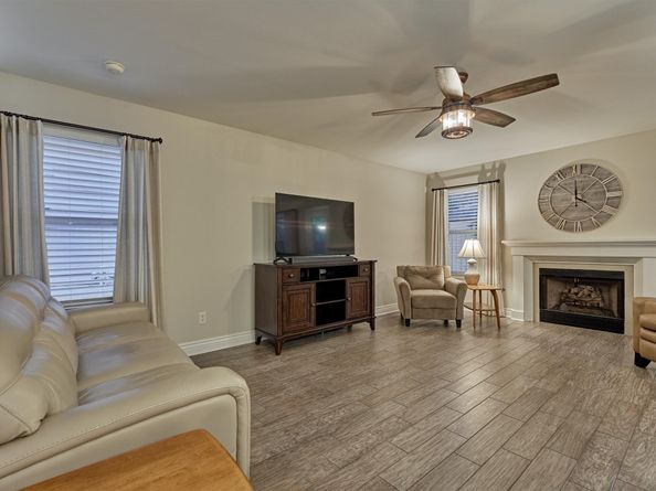 30 Musgrove Place, The Woodlands TX 77382