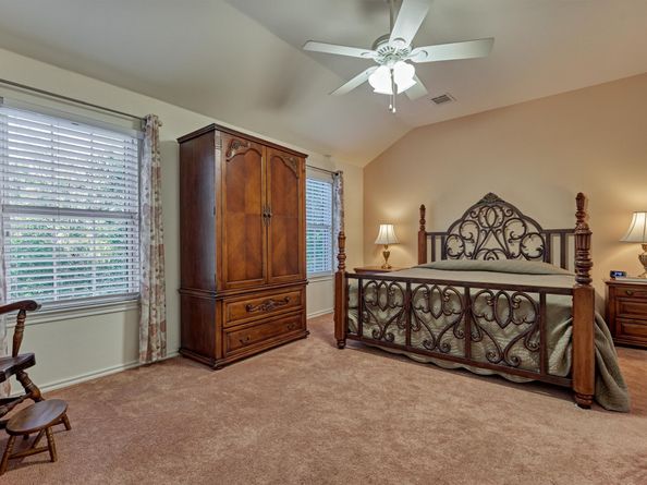 30 Musgrove Place, The Woodlands TX 77382