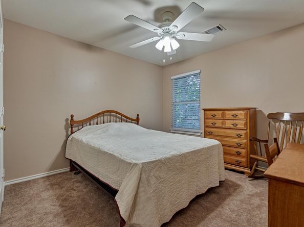 30 Musgrove Place, The Woodlands TX 77382