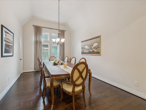 18415 Hounds Lake Drive, New Caney TX 77357