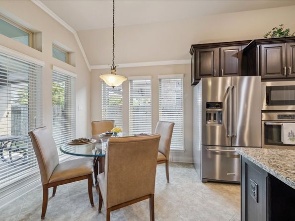 18415 Hounds Lake Drive, New Caney TX 77357