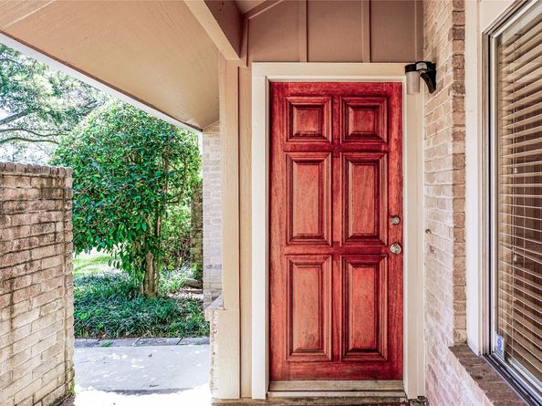 11677 Village Place Drive, Houston TX 77077