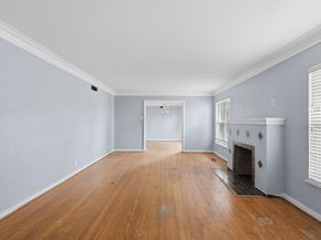 600 E Whitney Street, Houston TX 77022