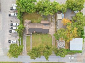 600 E Whitney Street, Houston TX 77022