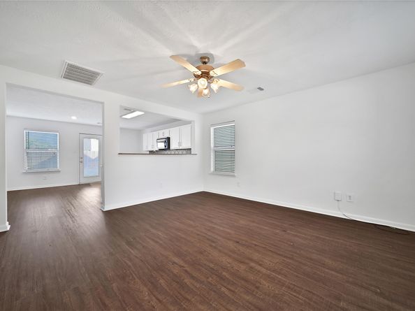 435 Silky Leaf Drive, Houston TX 77073