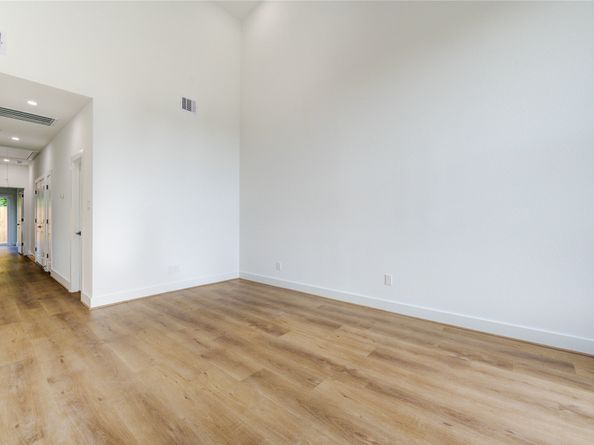 6710 Kassarine Pass, Houston TX 77033