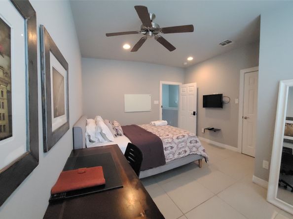 1413 Holly Street A, Houston TX 77007