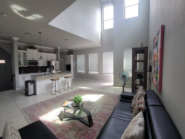 1413 Holly Street A, Houston TX 77007