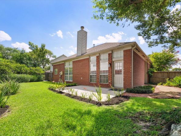 15303 Laurel Knoll Circle, Cypress TX 77433